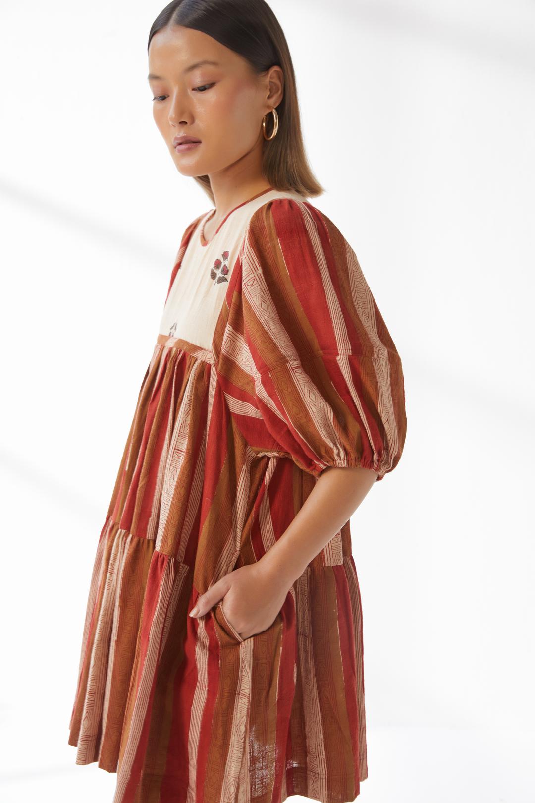 Zeenat Dress Brick